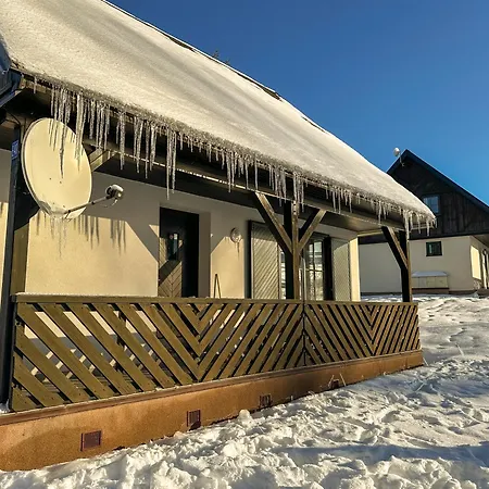 Ctyricitka Na Stastnem Kopci Domek alpejski *